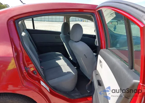 2010 Nissan Sentra 2.0 from USA, damaged, VIN 3N1AB6AP1AL620523